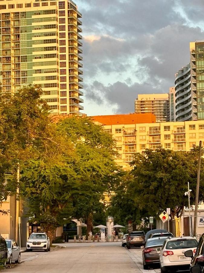 Nice 2 Twin Bedroom - Best Central Location In Miami - Luggage Storage, Parking And Laundry For Free!!!! Exteriér fotografie